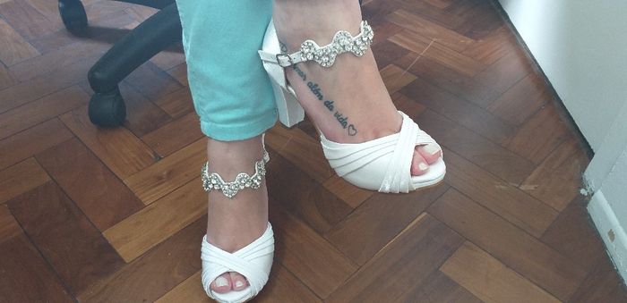 Ajuda com sapato - 1
