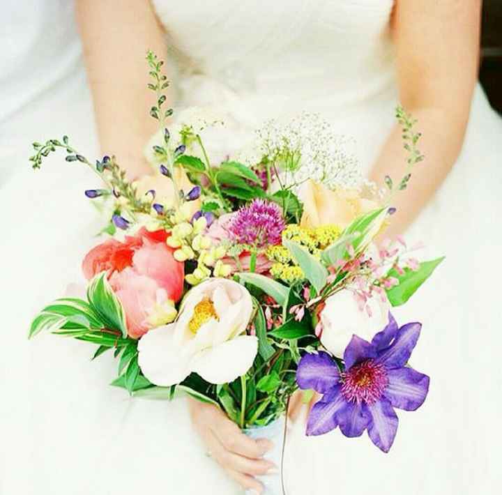 Buquê de flores ou de broches? - 1
