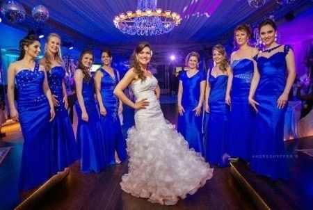 vestidos cor azul caneta