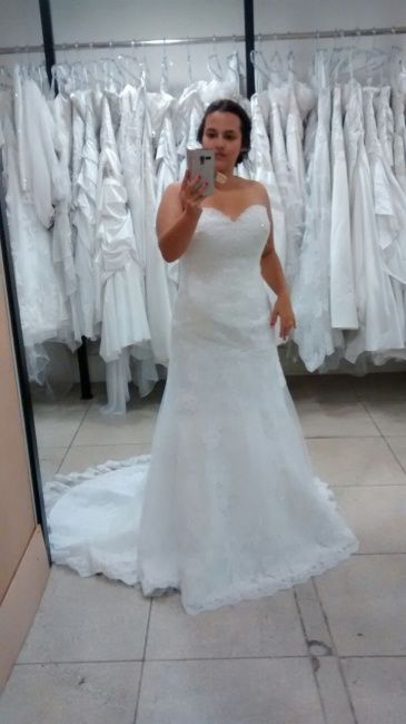 Experimentando os vestidos - 3