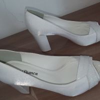 Venda de sapato de noiva N° 35 - 1