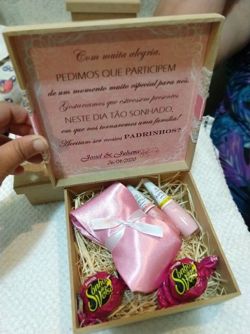Fizemos nossos próprios convites de padrinhos - 2