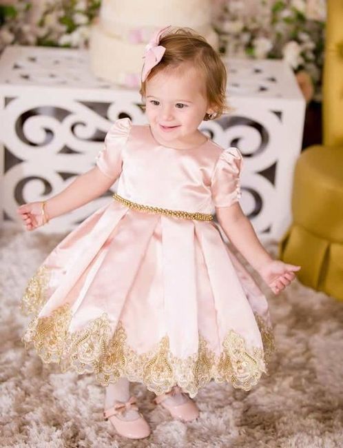 Look cor de rosa para daminhas: 8 vestidos #OutubroRosa 6