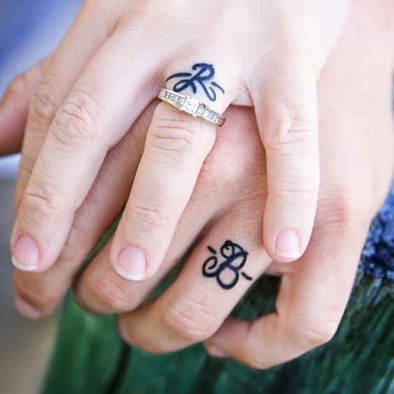 Você substituiria a aliança por uma tatuagem de aliança? 🤔 2