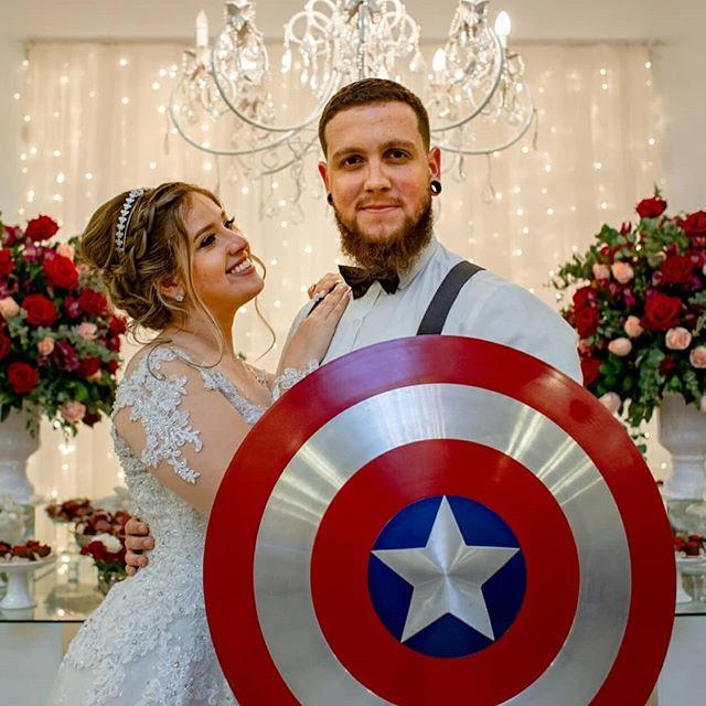 Se o seu amor fosse um herói ou uma heroína... qual seria? 🙃 2