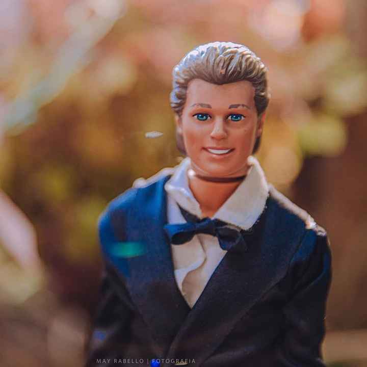 Quarentena criativa: fotógrafa faz 'casamento' de bonecos da Barbie 👰🤵 - 6