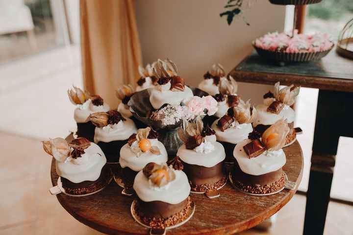 Bolo de casamento em miniaturas para cada convidado: faria? - 1