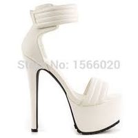 Meu noivo imagina que meu look de noiva será.. (os sapatos) - 1