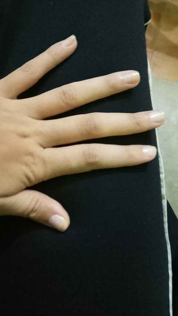 Fortalecendo as unhas para o dia​ c - 2