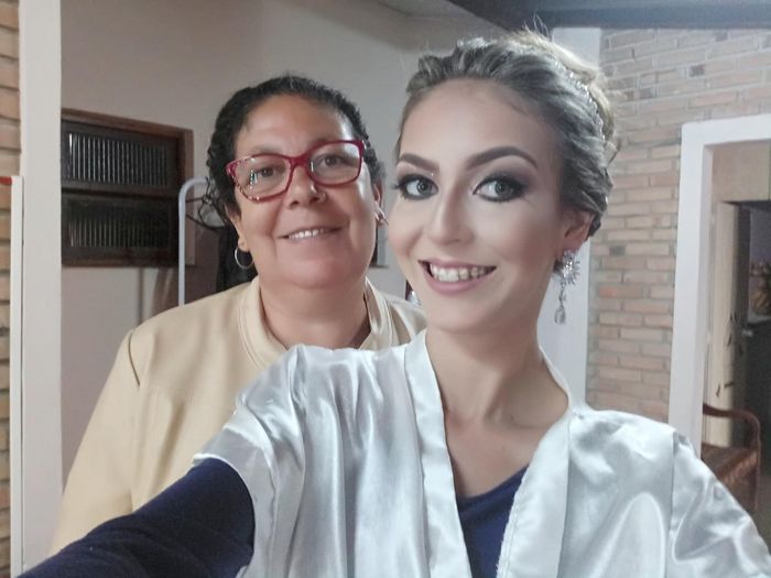 Mamis Emocionada
