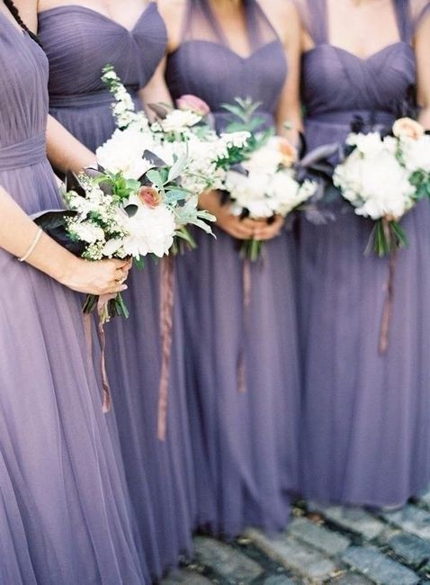 Qual vestido para as madrinhas você escolhe? Alternativa B,o meu será Marsala e o modelo escolhido p