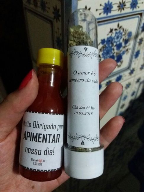 As lembrancinhas (uma com a data errada rs)