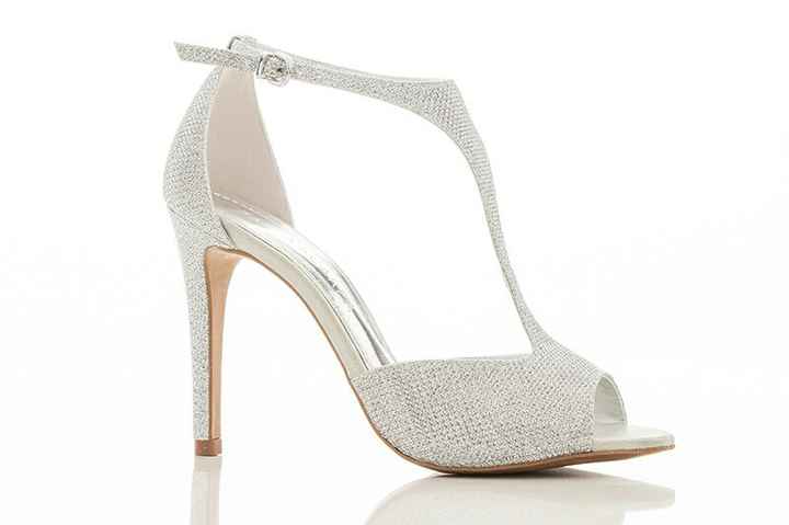 Sapatos da noiva, dúvida cruel.. as casadinhas podem nos ajudar com opiniões?? please - 6