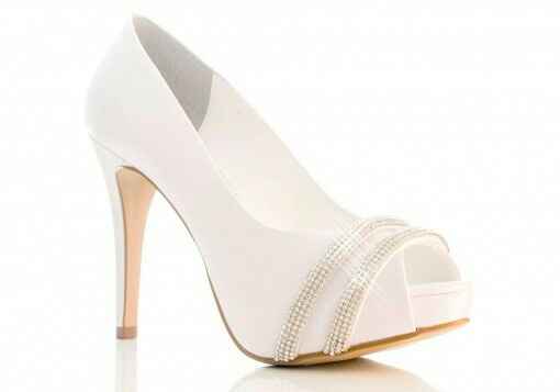 Sapatos da noiva, dúvida cruel.. as casadinhas podem nos ajudar com opiniões?? please - 8