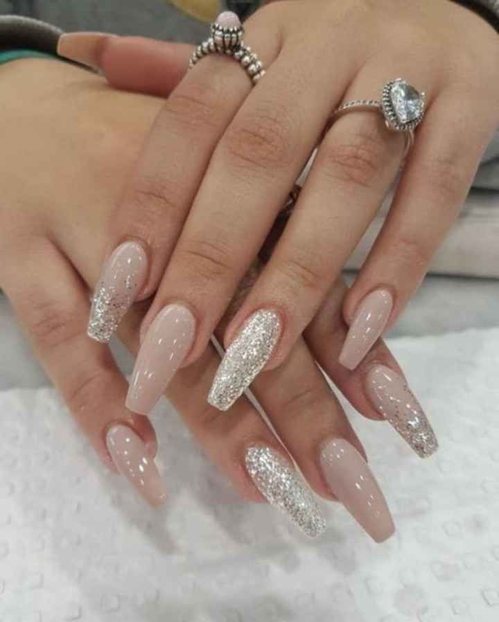 Unhas da Noiva 💅 - 2