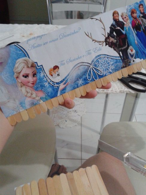 depois de seco eu fui cortando com estilete 