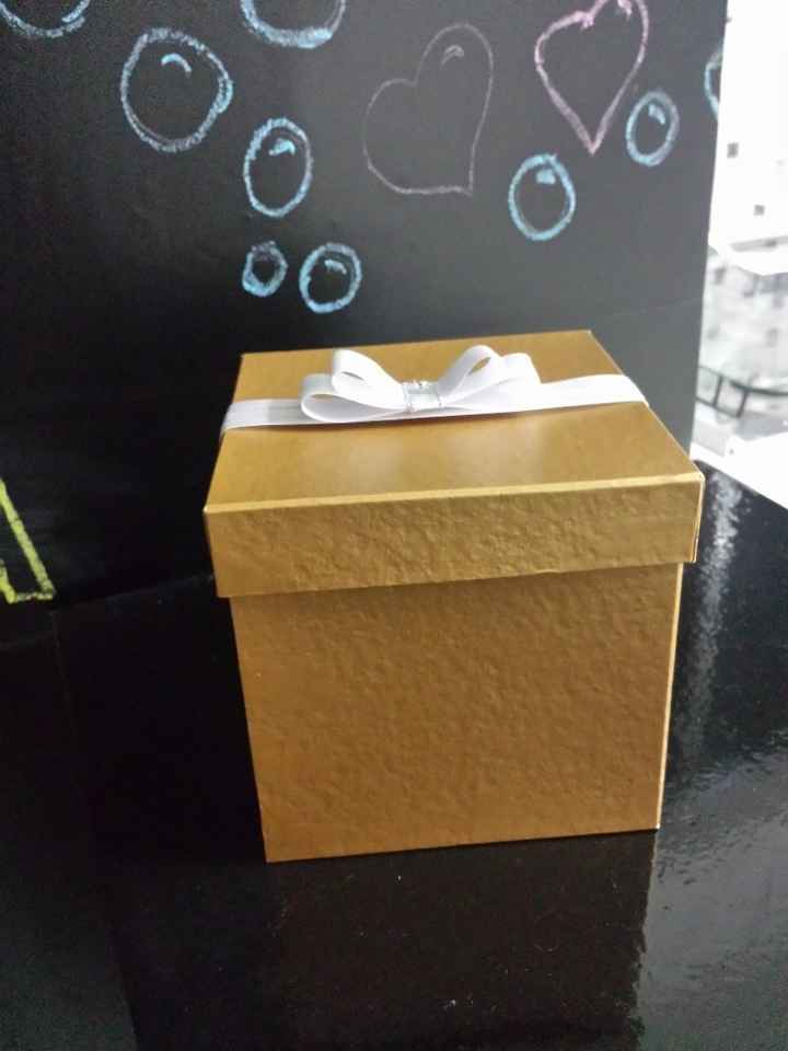 Caixinha com laço chanel