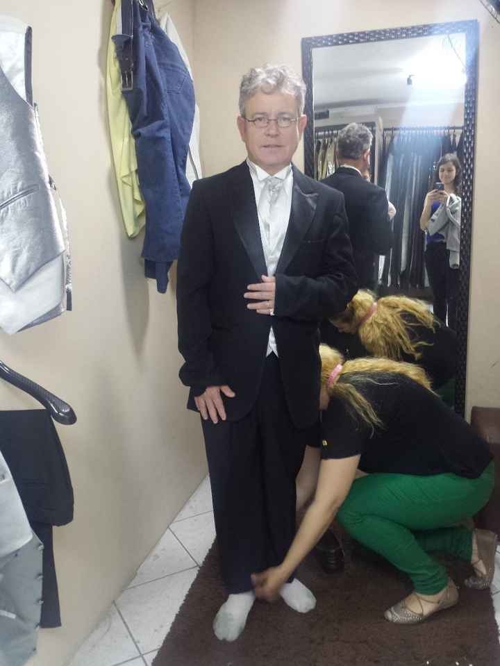 Roupa do pai R$150