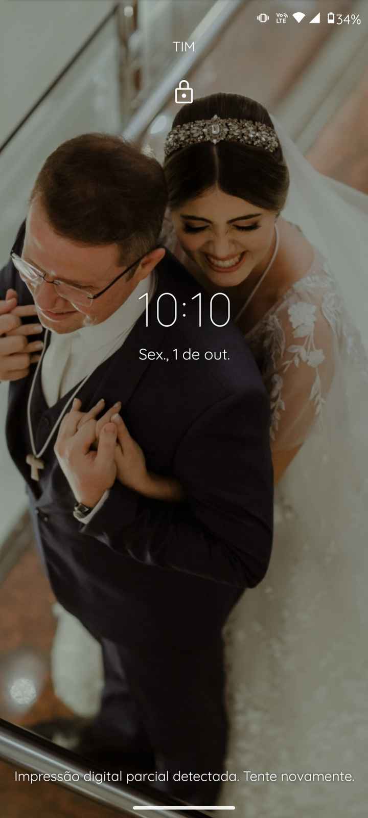 📸 Poste um print de tela do seu celular que tenha como fundo uma foto sua e do seu amor - 1