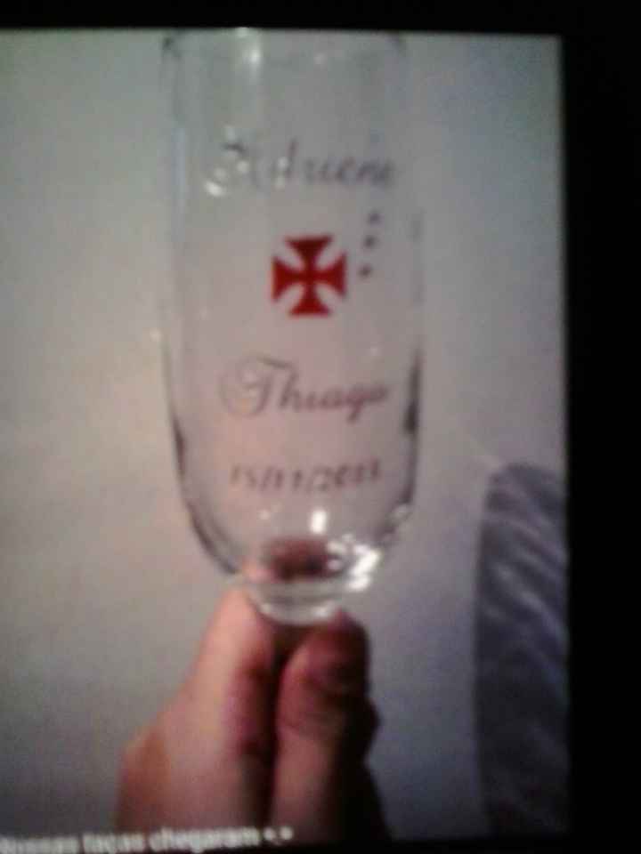 taça com escudo os noivos se amarram