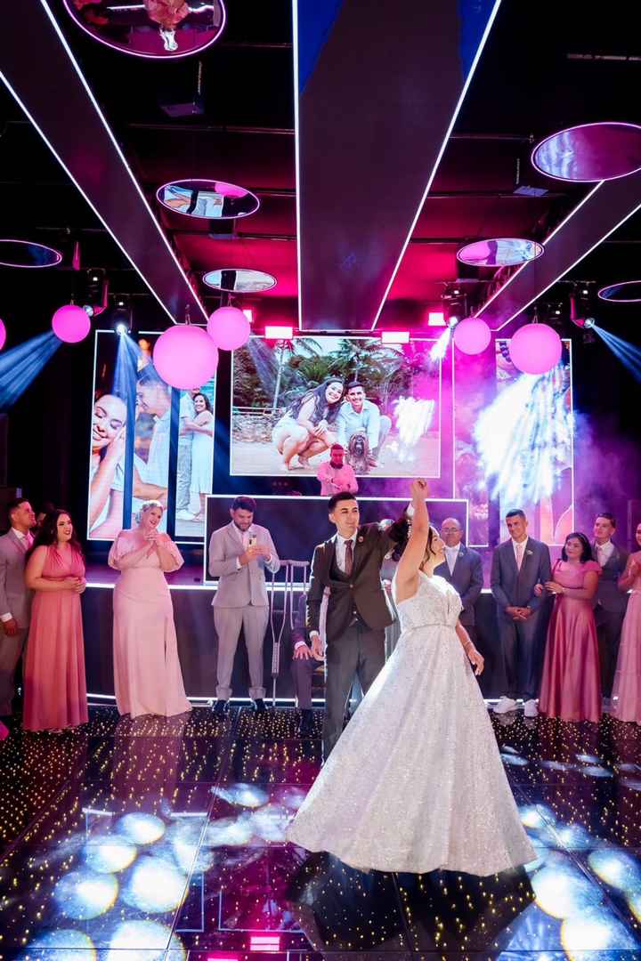 Nosso grande dia chegou, casamos. 👰🏻‍♀️🤵🏻🤍✨💐 - 1