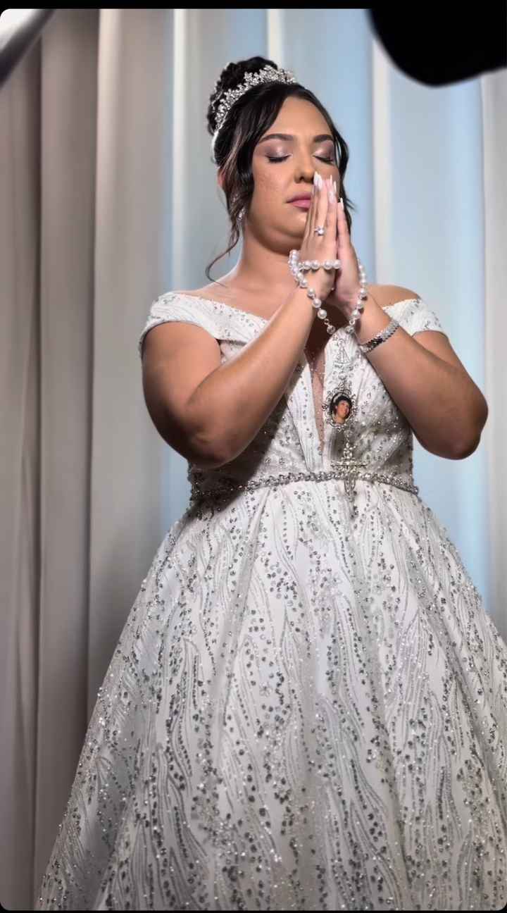 Nosso grande dia chegou, casamos. 👰🏻‍♀️🤵🏻🤍✨💐 - 12
