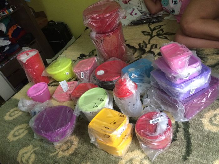  Tupperware-2 - 1