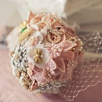 Bouquet de Broches