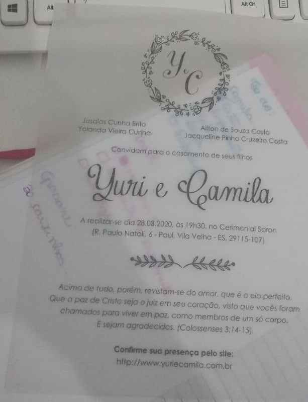 Parte de dentro em papel seda 