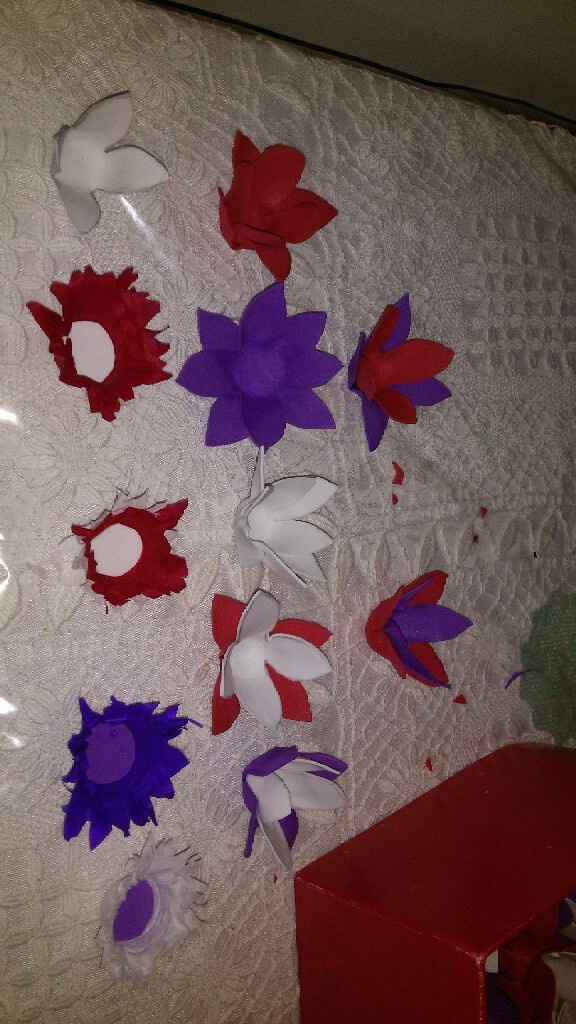 Forminhas de doces de e.v.a e papel crepon - 1