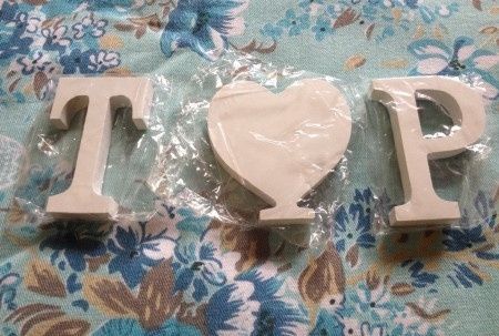 Iniciais para a mesa do bolo! 0.82 (Aproximadamente 4,00 cada um).