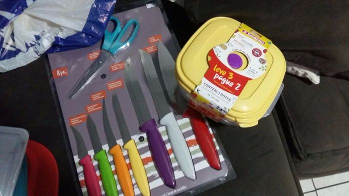 kit de facas especiais com tesoura + potinhos