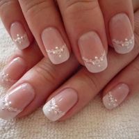 Algumas inspirações para vcs de unhas de noivas 