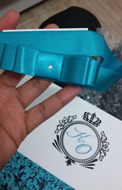 Lacinho com strass