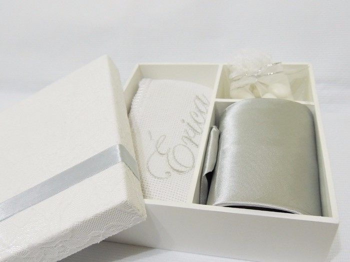 Caixa convite + gravata e mini toalha