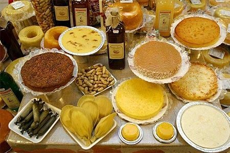 Olha só essa mesa de doces gente...delícia né?