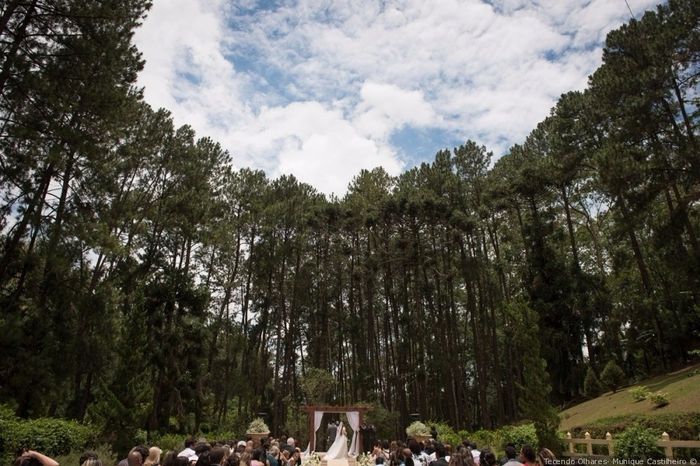Olha esse céu...sou apaixonada por essa paisagem, casar ao som dos passaros