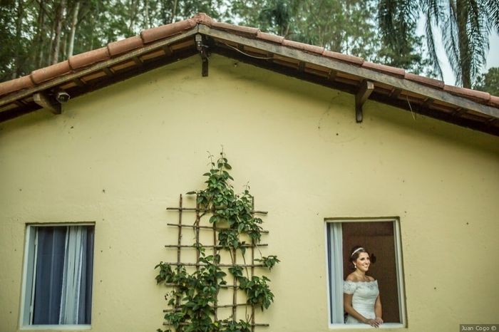 A casinha da noiva, é uma charme gente, estilo provençal, com banheira, penteadeira, lareira...é uma