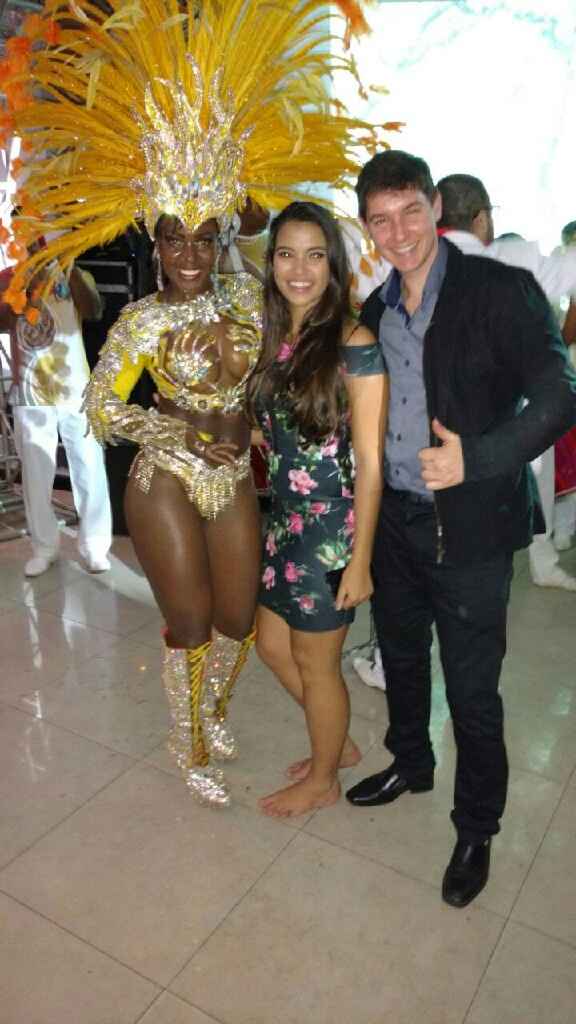 Escola de samba na festa de casamento?! - 1