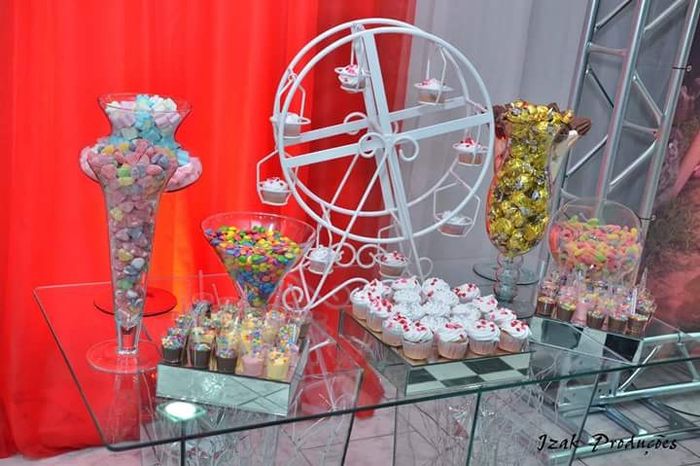 Mesa de doces. - 1