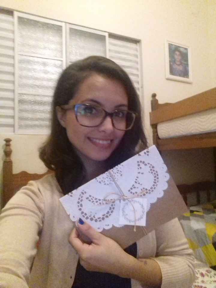 O tamanho do envelope (21x15)