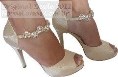 Sapatos coloridos , Branco ,Brilhos ,Pedraria ?
