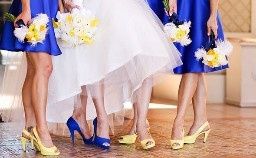 Sapatos coloridos , Branco ,Brilhos ,Pedraria ?
