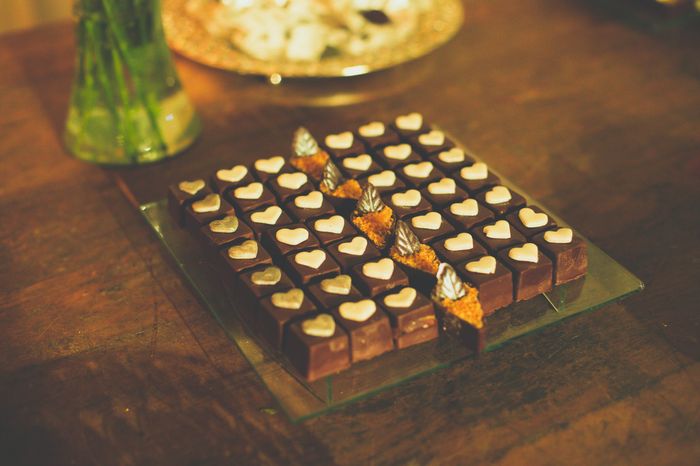5 formas de inserir chocolate no seu casamento!🍫 2