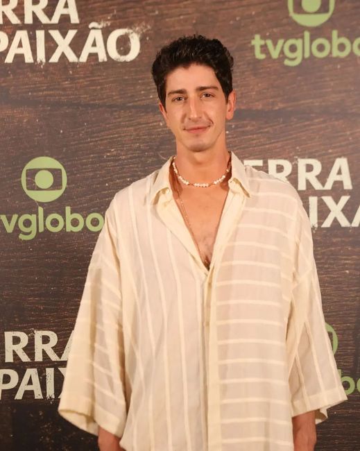 Looks de convidad@s inspirados em Terra e Paixão 9
