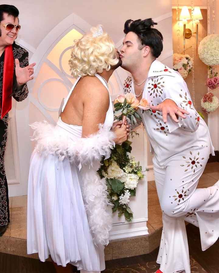 Influencers Álvaro e Lucas Guedez se casam em Las Vegas por engano - 1