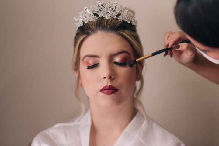 Quem vai fazer a sua maquiagem? 💄 - 1