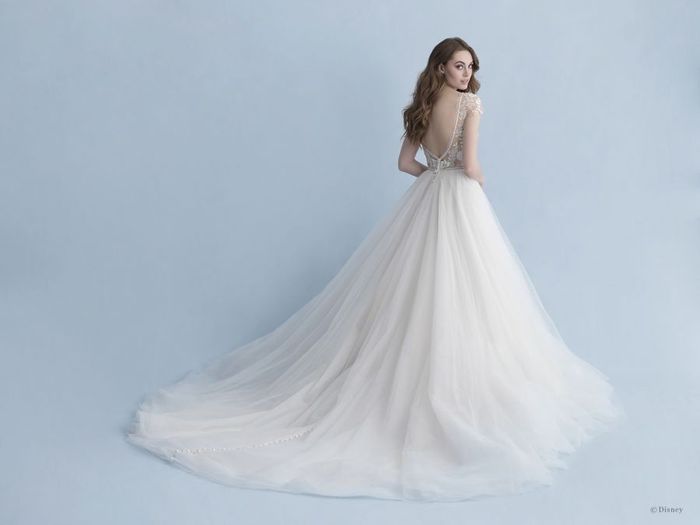 Coleção de vestidos de noivas inspiradas nas princesas da Disney 73