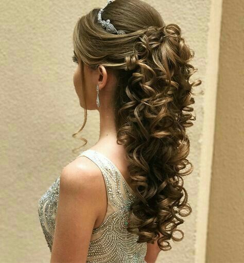  Inspiração penteado para quem nn quer o cabelo totalmente solto - 2