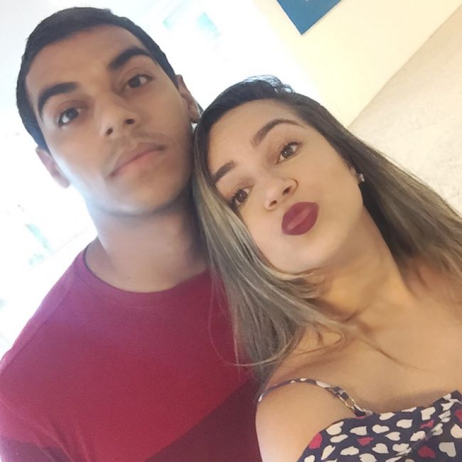 Poste uma foto com o seu amor - 1